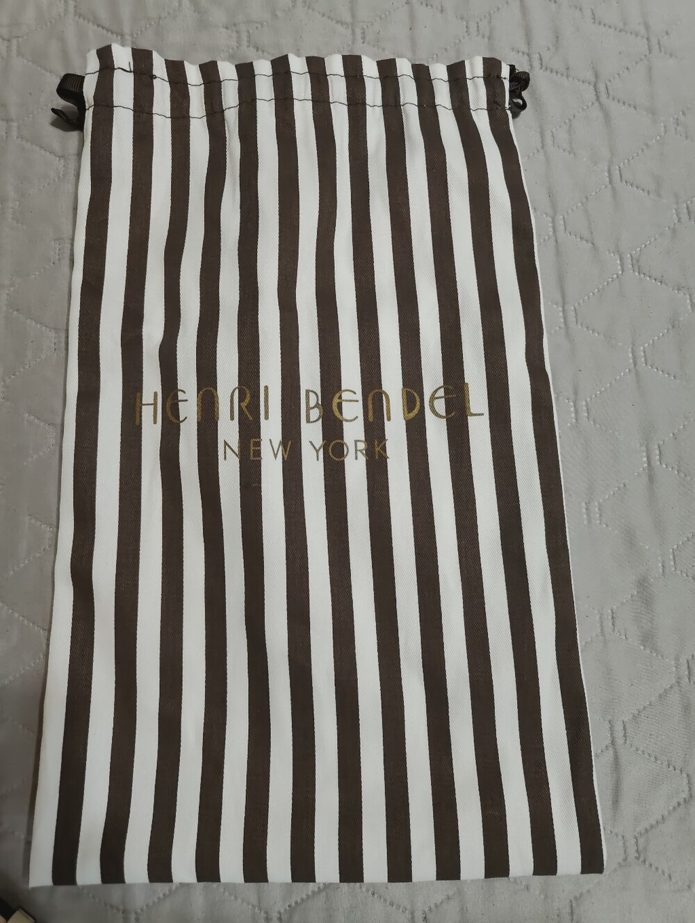 Henri Bendel Cream Embroidered Wristlet Clutch - Picture 8 of 10